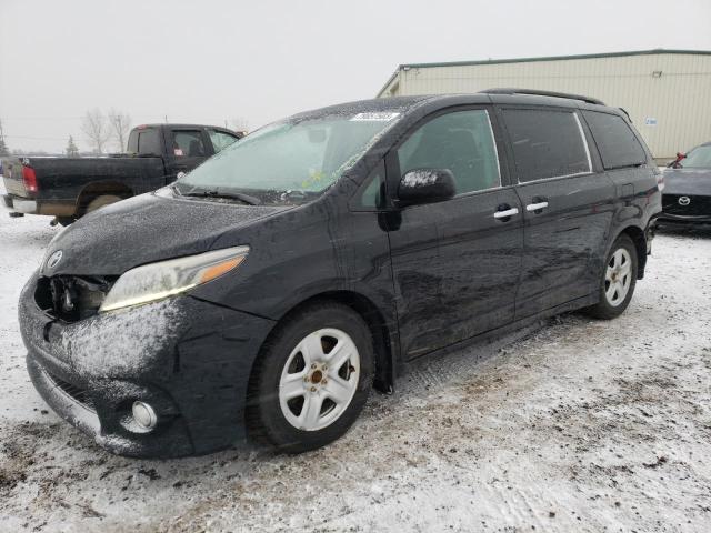 2017 TOYOTA SIENNA SE, 