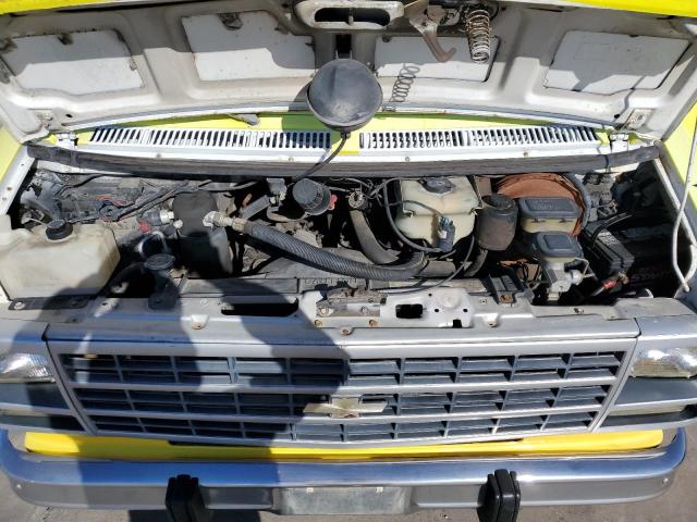 2GCEG25K8N4102535 - 1992 CHEVROLET G20 WHITE photo 12