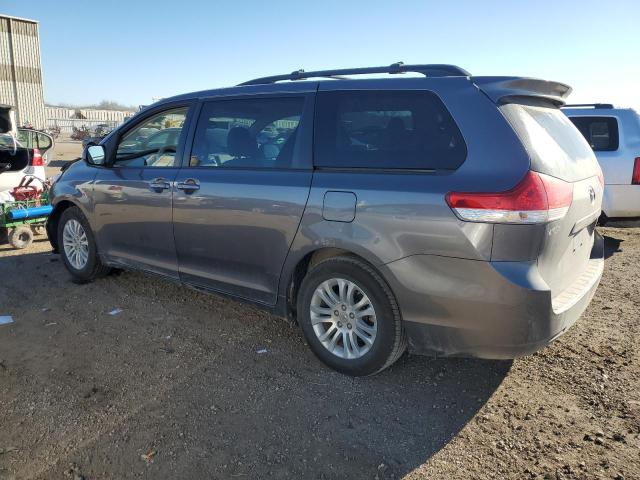 5TDYK3DC9BS097296 - 2011 TOYOTA SIENNA XLE GRAY photo 2