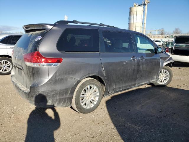 5TDYK3DC9BS097296 - 2011 TOYOTA SIENNA XLE GRAY photo 3