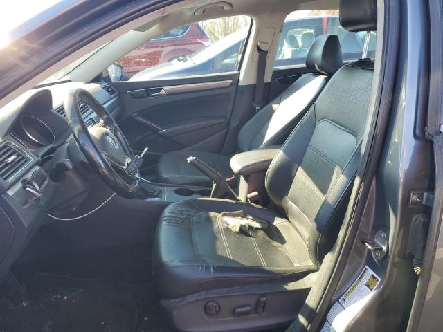 1VWDT7A35HC041645 - 2017 VOLKSWAGEN PASSAT R-LINE Մոխրագույն լուսանկար 7