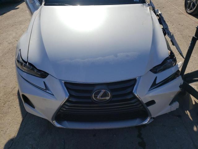 JTHBA1D28K5085228 - 2019 LEXUS IS 300 WHITE photo 11