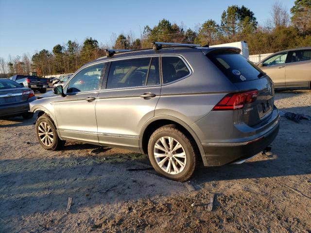 3VV3B7AX7JM106005 - 2018 VOLKSWAGEN TIGUAN SE GRAY photo 2