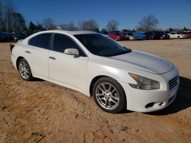 1N4AA51E19C807766 - 2009 NISSAN MAXIMA S WHITE photo 4