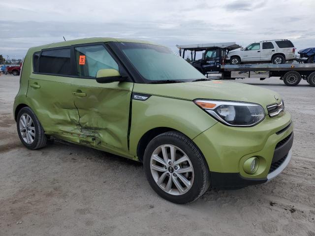 KNDJP3A56K7921290 - 2019 KIA SOUL + GREEN photo 4