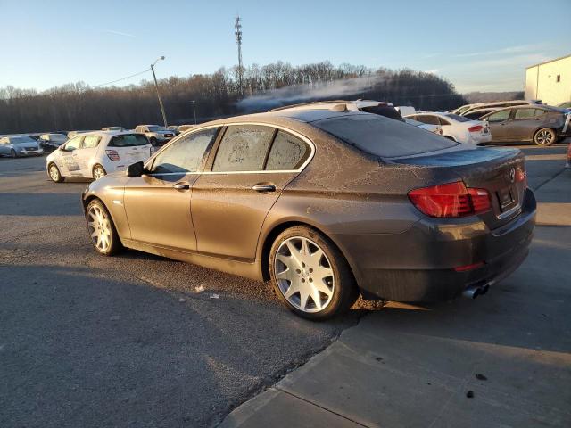 WBAXG5C51CDX05902 - 2012 BMW 528 I GRAY photo 2