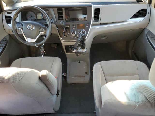 5TDZK3DC4FS602283 - 2015 TOYOTA SIENNA SILVER photo 8