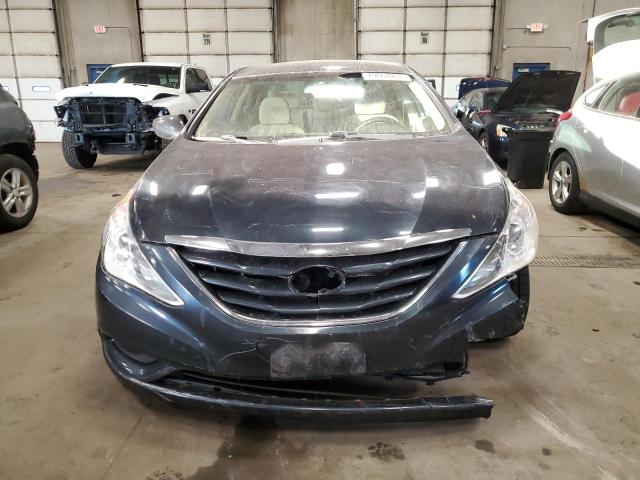 5NPEB4AC0CH324279 - 2012 HYUNDAI SONATA GLS BLACK photo 5