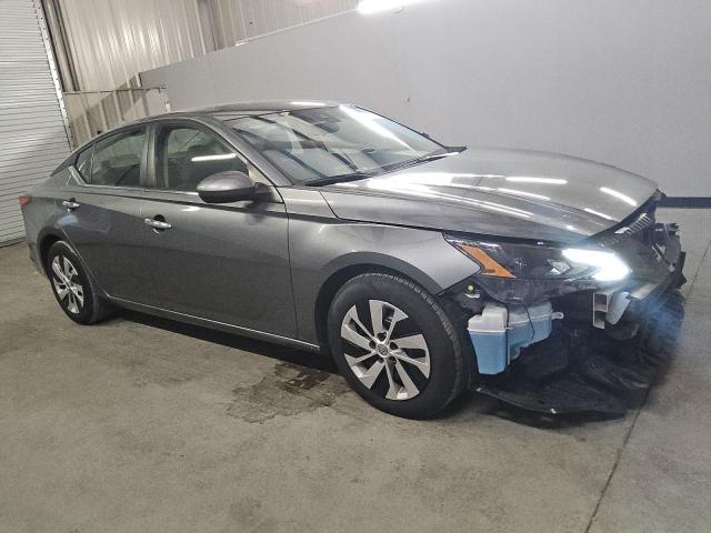 1N4BL4BV9PN360080 - 2023 NISSAN ALTIMA S GRAY photo 4