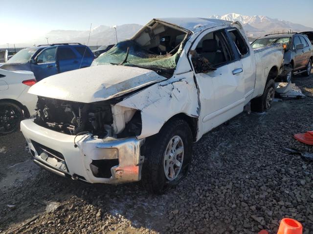 1N6AA06B24N519177 - 2004 NISSAN TITAN XE WHITE photo 1