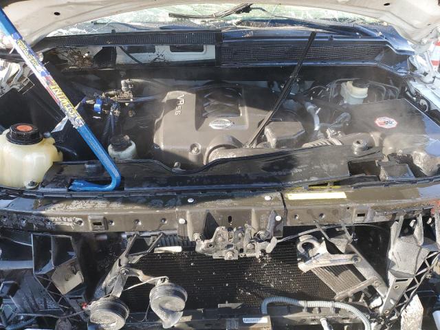 1N6AA06B24N519177 - 2004 NISSAN TITAN XE WHITE photo 11