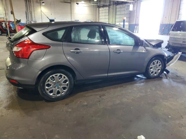 1FAHP3K22CL354691 - 2012 FORD FOCUS SE GRAY photo 3