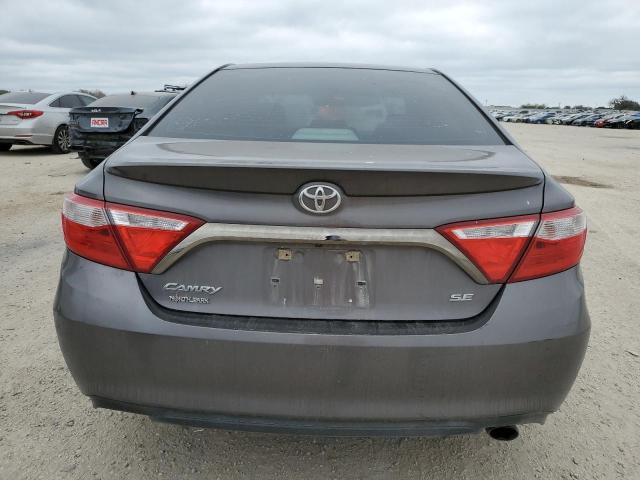 4T1BF1FK6FU002466 - 2015 TOYOTA CAMRY LE GRAY photo 6