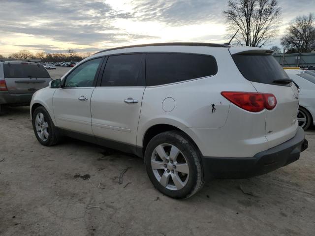 1GNKVGED1BJ369825 - 2011 CHEVROLET TRAVERSE LT WHITE photo 2