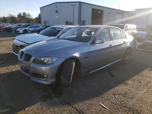 WBAPH7C5XAA800109 - 2010 BMW 328 I SILVER photo 1