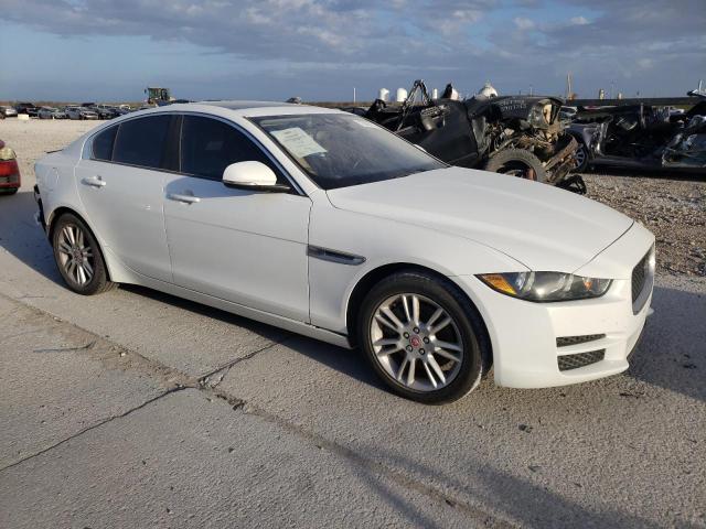 SAJAD4BG6HA962093 - 2017 JAGUAR XE PREMIUM WHITE photo 4