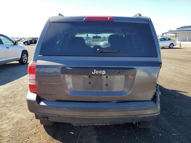 1C4NJPBB8ED821552 - 2014 JEEP PATRIOT SPORT GRAY photo 6