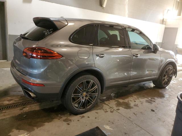 WP1AA2A27JKA05228 - 2018 PORSCHE CAYENNE GRAY photo 3