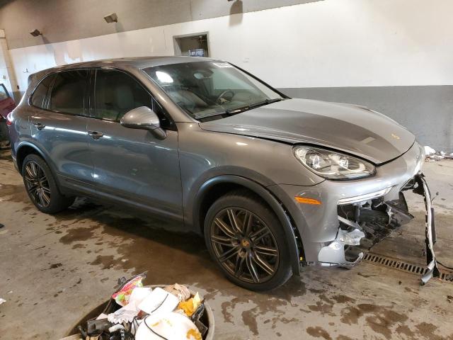 WP1AA2A27JKA05228 - 2018 PORSCHE CAYENNE GRAY photo 4