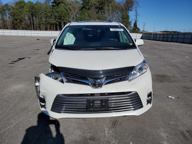 5TDYZ3DC0KS012339 - 2019 TOYOTA SIENNA XLE WHITE photo 5