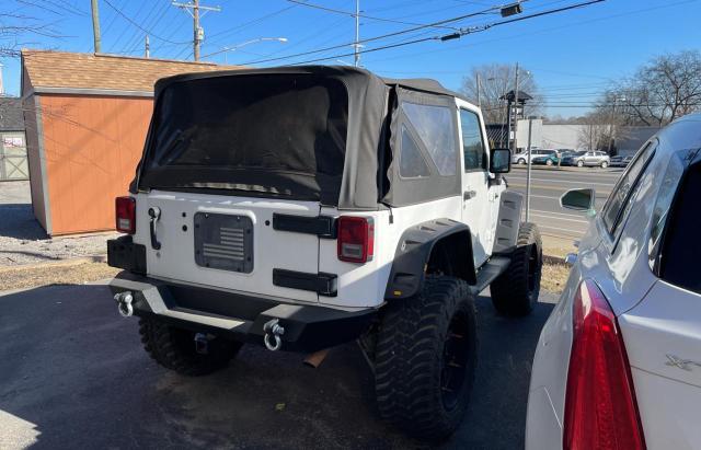 1C4GJWAG1GL224073 - 2016 JEEP WRANGLER SPORT WHITE photo 4