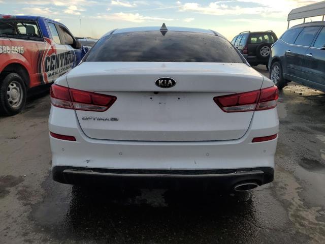 5XXGT4L38KG335768 - 2019 KIA OPTIMA LX WHITE photo 6