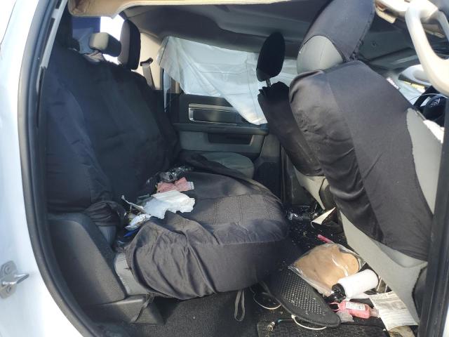 3C6UR5DL2JG424969 - 2018 RAM 2500 SLT WHITE photo 11