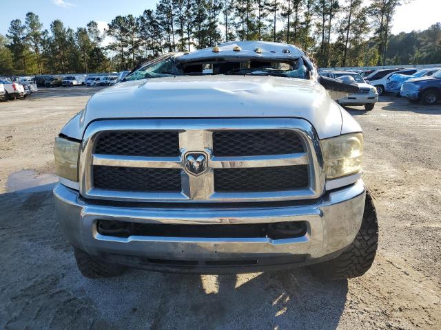3C6UR5DL2JG424969 - 2018 RAM 2500 SLT WHITE photo 5