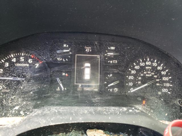 5TFUM5F11JX078203 - 2018 TOYOTA TUNDRA DOUBLE CAB SR/SR5 WHITE photo 9