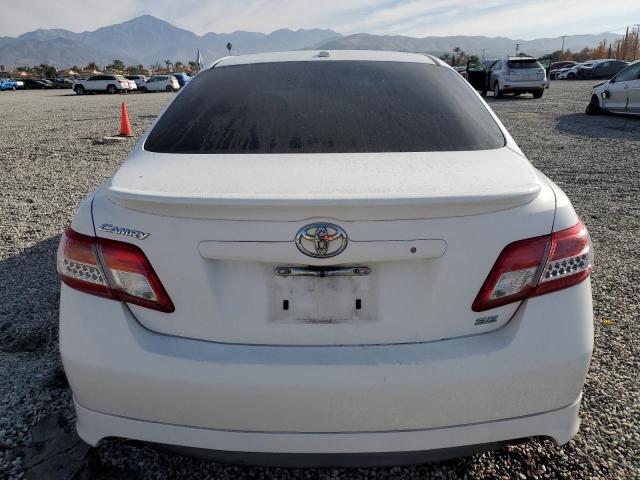 4T1BF3EK0BU738116 - 2011 TOYOTA CAMRY BASE WHITE photo 6