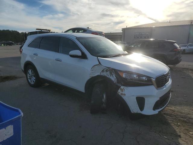 5XYPG4A33KG568136 - 2019 KIA SORENTO L WHITE photo 4