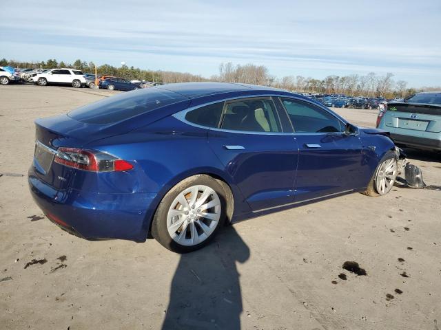5YJSA1E24JF259695 - 2018 TESLA MODEL S ლურჯი ფოტო 3