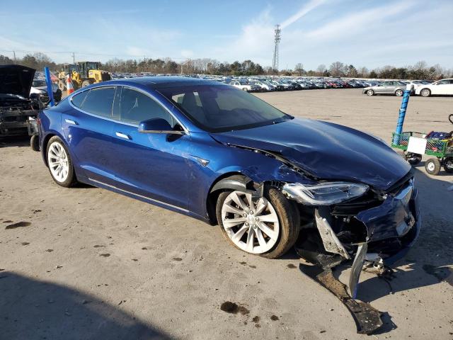5YJSA1E24JF259695 - 2018 TESLA MODEL S ლურჯი ფოტო 4