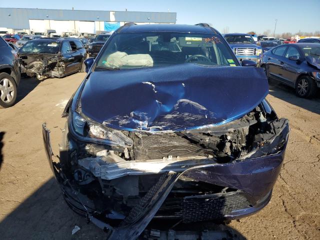 2C4RC1EG0JR293013 - 2018 CHRYSLER PACIFICA TOURING L PLUS BLUE photo 5