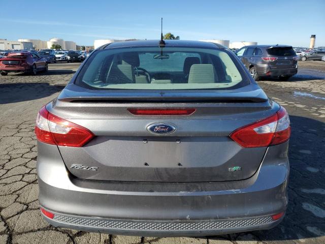 1FAHP3F24CL237561 - 2012 FORD FOCUS SE GRAY photo 6