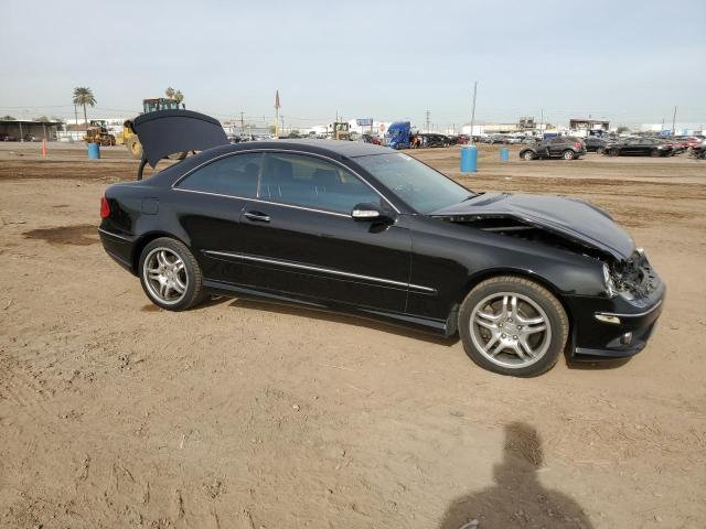 WDBTJ72H77F211465 - 2007 MERCEDES-BENZ CLK 550 BLACK photo 4