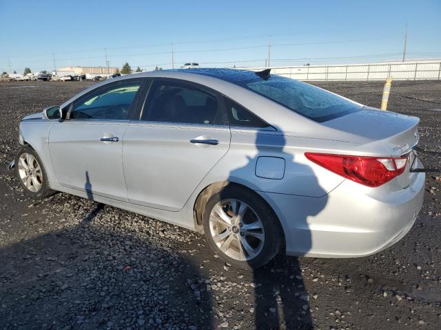 5NPEC4AC6DH619207 - 2013 HYUNDAI SONATA SE SILVER photo 2