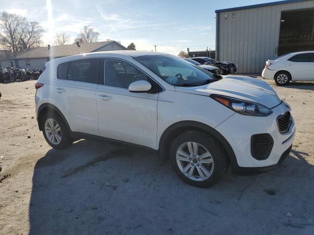 KNDPM3AC5K7549376 - 2019 KIA SPORTAGE LX WHITE photo 4