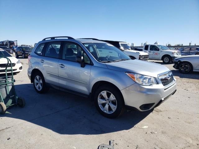 JF2SJABC7GH432018 - 2016 SUBARU FORESTER 2.5I SILVER photo 4