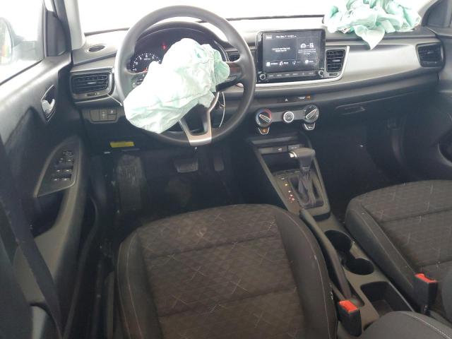 3KPA24AD4ME408988 - 2021 KIA RIO LX WHITE photo 8