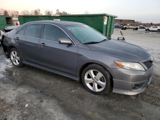 4T1BK3EK7AU103453 - 2010 TOYOTA CAMRY SE GRAY photo 4