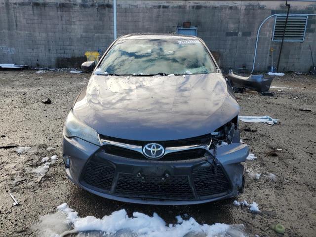 4T1BF1FKXHU655420 - 2017 TOYOTA CAMRY LE GRAY photo 5