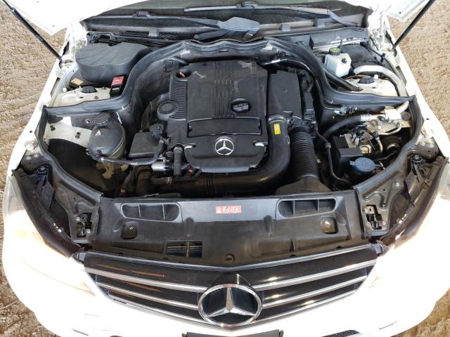 WDDGF4HB4EA961721 - 2014 MERCEDES-BENZ C 250 WHITE photo 11