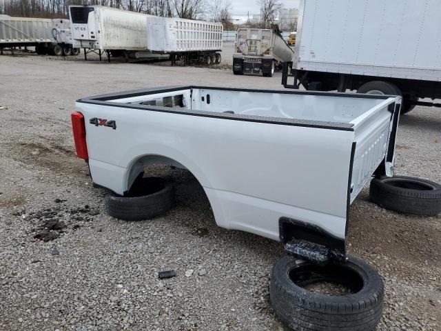 N0V1N000079880793 - 2022 FORD F250 PARTS WHITE photo 4