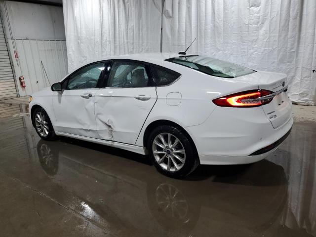 3FA6P0H76HR384214 - 2017 FORD FUSION SE WHITE photo 2