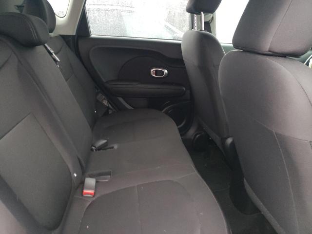 KNDJN2A27F7158028 - 2015 KIA SOUL GRAY photo 10