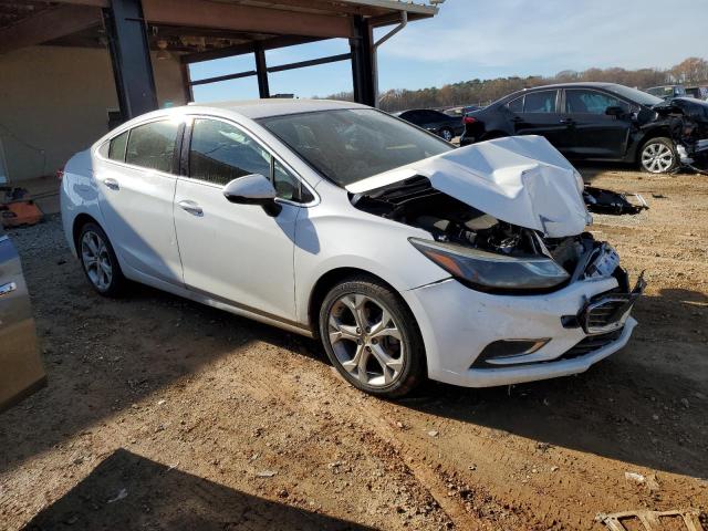 1G1BF5SMXJ7225919 - 2018 CHEVROLET CRUZE PREMIER WHITE photo 4