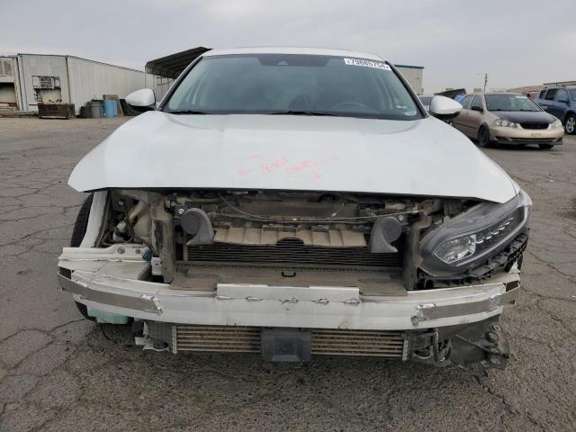 1HGCV2F65JA016715 - 2018 HONDA ACCORD EXL WHITE photo 5