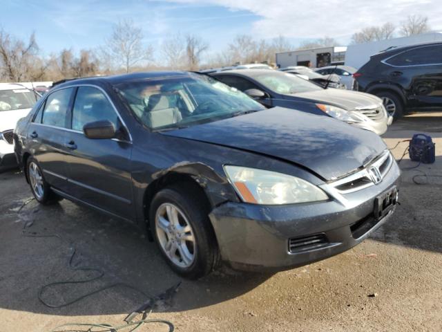 1HGCM56306A042236 - 2006 HONDA ACCORD SE CHARCOAL photo 4