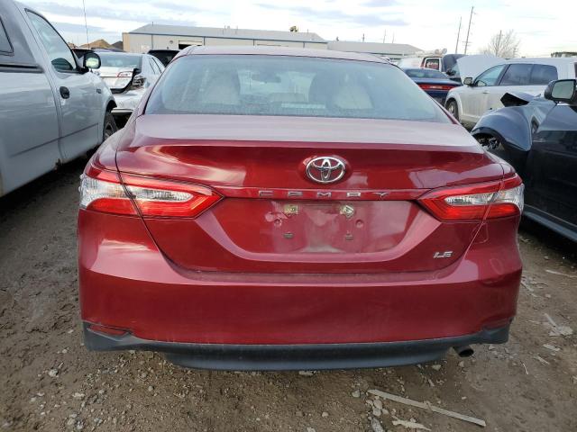 4T1B11HK4JU511069 - 2018 TOYOTA CAMRY L RED photo 6